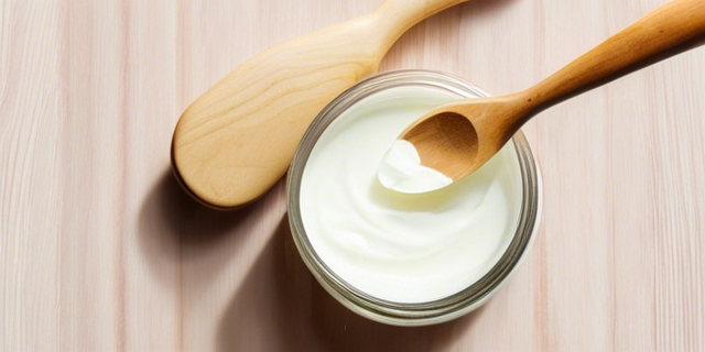 DIY Moisturizer: Hydrate Your Skin Naturally